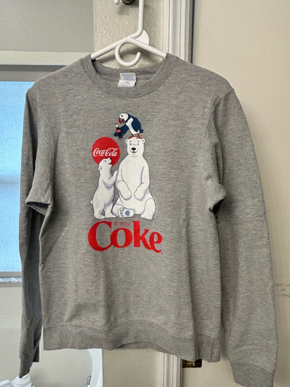 EUC Port & Company Coca Cola Crewneck Sweatshirt ft. Polar Bears & Puffin